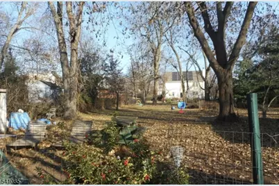 89 Linden St, Bridgewater, NJ 08807 - Photo 3