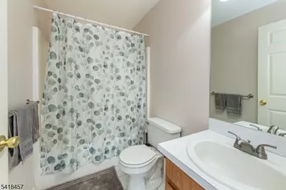 127 Falcon Ridge Way N #127, Hamburg, NJ 07419 - Photo 3