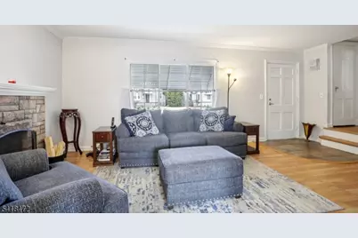 6 Garden Ct, Garfield, NJ 07026 - Photo 5