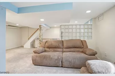 6 Garden Ct, Garfield, NJ 07026 - Photo 33