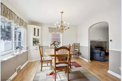 6 Garden Ct, Garfield, NJ 07026 - Photo 9