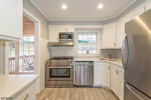 25 Continental Ave, Morristown, NJ 07960 - Photo 11