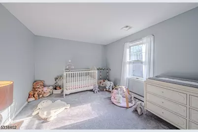 6 Magnolia Ln, Caldwell, NJ 07006 - Photo 29