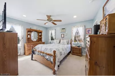 9 Vreeland Ave, East Rutherford, NJ 07073 - Photo 15