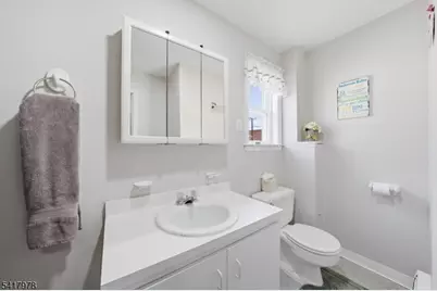 9 Vreeland Ave, East Rutherford, NJ 07073 - Photo 23