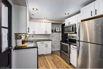 109 E Baldwin St, Hackettstown, NJ 07840 - Photo 13