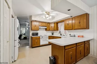 110 Edgewood Ave, Green Brook Township, NJ 08812 - Photo 9