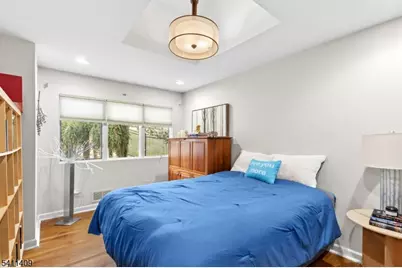 1060 Sunny Slope Dr, Mountainside, NJ 07092 - Photo 9