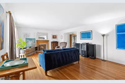 1060 Sunny Slope Dr, Mountainside, NJ 07092 - Photo 1