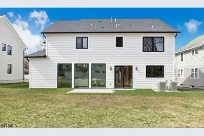 32 Garibaldi St, Bernardsville, NJ 07924 - Photo 43