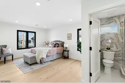 32 Garibaldi St, Bernardsville, NJ 07924 - Photo 25