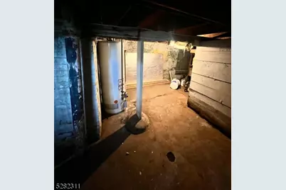 363 E Milton Ave, Rahway, NJ 07065 - Photo 15