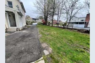 363 E Milton Ave, Rahway, NJ 07065 - Photo 17