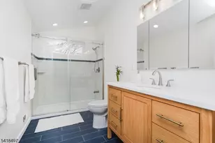 11 Agate Rd, East Brunswick Township, NJ 08816 - Photo 25