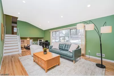 11 Agate Rd, East Brunswick Township, NJ 08816 - Photo 9