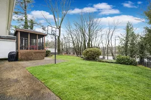 11 Agate Rd, East Brunswick Township, NJ 08816 - Photo 41