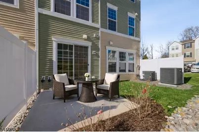 102 Iris Court, Warren Township, NJ 07059 - Photo 5