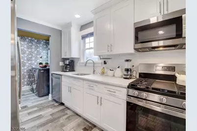 38 Warner Ave, Springfield, NJ 07081 - Photo 9