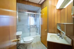 2 Wilson St, Phillipsburg, NJ 08865 - Photo 23