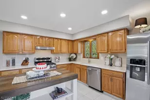 17 Garden St, East Hanover Township, NJ 07936 - Photo 13