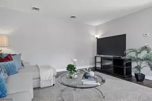 17 Garden St, East Hanover Township, NJ 07936 - Photo 11