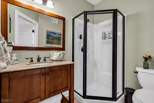 423A Lakeside Blvd, Hopatcong, NJ 07843 - Photo 41