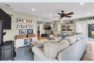 423A Lakeside Blvd, Hopatcong, NJ 07843 - Photo 39