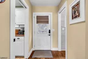 423A Lakeside Blvd, Hopatcong, NJ 07843 - Photo 9