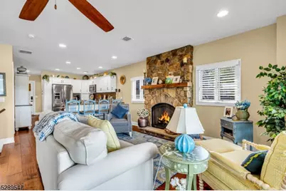 423A Lakeside Blvd, Hopatcong, NJ 07843 - Photo 17