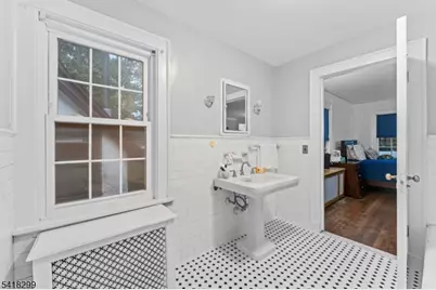 238 Elmwynd Dr, City Of Orange Twp., NJ 07050 - Photo 19