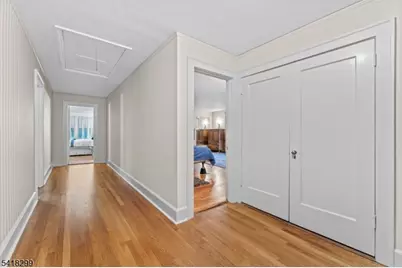 238 Elmwynd Dr, City Of Orange Twp., NJ 07050 - Photo 17