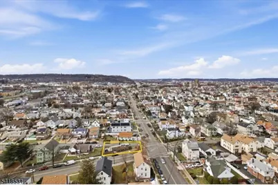 202 22nd Ave, Paterson, NJ 07513 - Photo 9