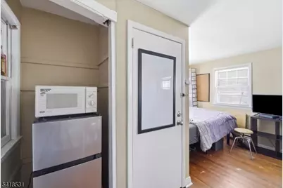 202 22nd Ave, Paterson, NJ 07513 - Photo 23