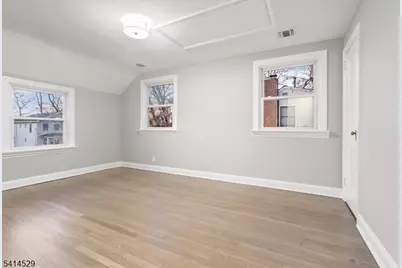 77 Chestnut Dr, Wayne, NJ 07470 - Photo 17