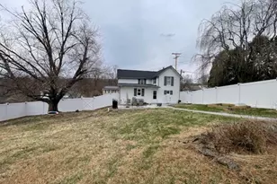 202 Beers St, Lopatcong Township, NJ 08865 - Photo 3