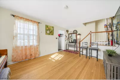 2397 Seymour Ave, Union Township, NJ 07083 - Photo 5