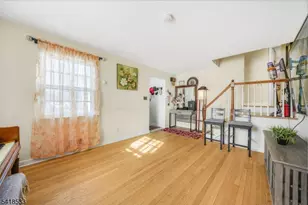 2397 Seymour Ave, Union Township, NJ 07083 - Photo 5