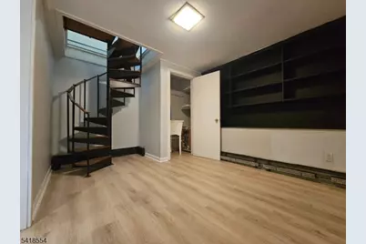 325 Front St, Belvidere, NJ 07823 - Photo 9