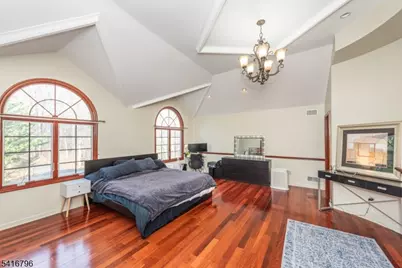 35 Waughaw Rd, Montville Township, NJ 07082 - Photo 9