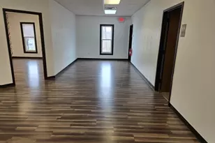 160 Main St, Flemington, NJ 08822 - Photo 3