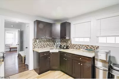 264 Union St, Lodi, NJ 07644 - Photo 9