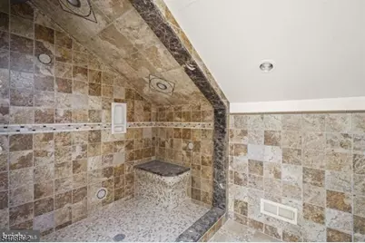 72 Francisco Ave, Little Falls Township, NJ 07424 - Photo 27