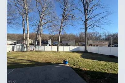 10 Downstream Dr, Mount Olive, NJ 07836 - Photo 3