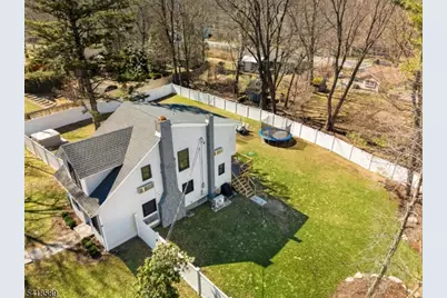 208 Annisquam Rd, Vernon, NJ 07422 - Photo 3
