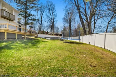 208 Annisquam Rd, Vernon, NJ 07422 - Photo 17