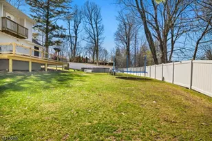 208 Annisquam Rd, Vernon, NJ 07422 - Photo 17