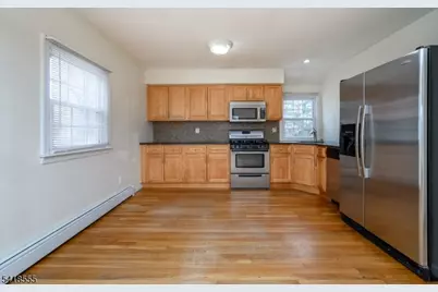 335 Prospect Ave, Dunellen, NJ 08812 - Photo 5