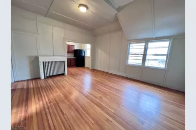 81 Monroe Pl #rear, Bloomfield, NJ 07003 - Photo 3