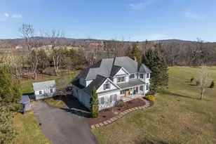 4 Cheshire Ct, Clinton Township, NJ 08833 - Photo 3