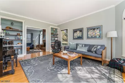 4 Cheshire Ct, Clinton Township, NJ 08833 - Photo 7